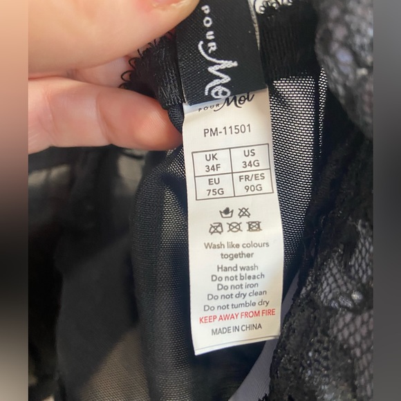 Lovely UK 34F (US 34G) black lace longline racerback front clip bra - Picture 4 of 4